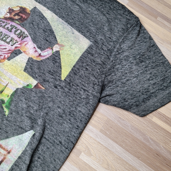 Elton‎ John 2018 Farewell Yellow Brick Road Concert T-Shirt Womens Small - Picture 2 of 6